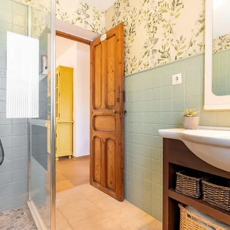 Villa Con Piscina Cerca De La Playa