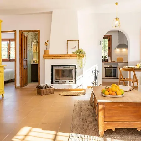 Villa Con Piscina Cerca De La Playa *